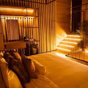 Hush Hush Hotel